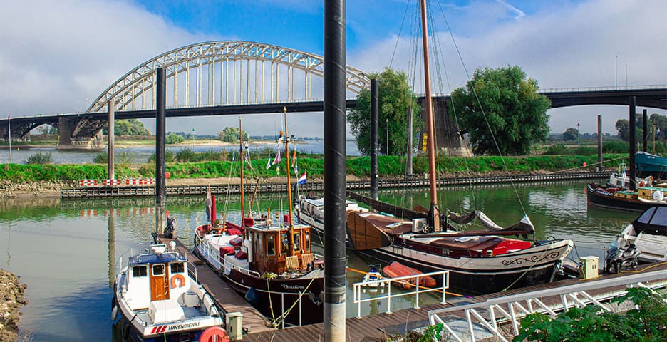 Haven in Nijmegen aan de waal